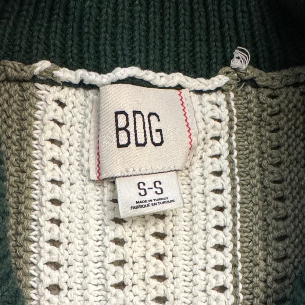 BDG Green and White Crochet Knit - Picture 3 of 6